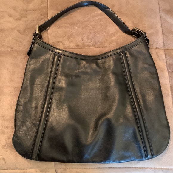Authentic Gucci Leather bag. Mint condition - Picture 6 of 8